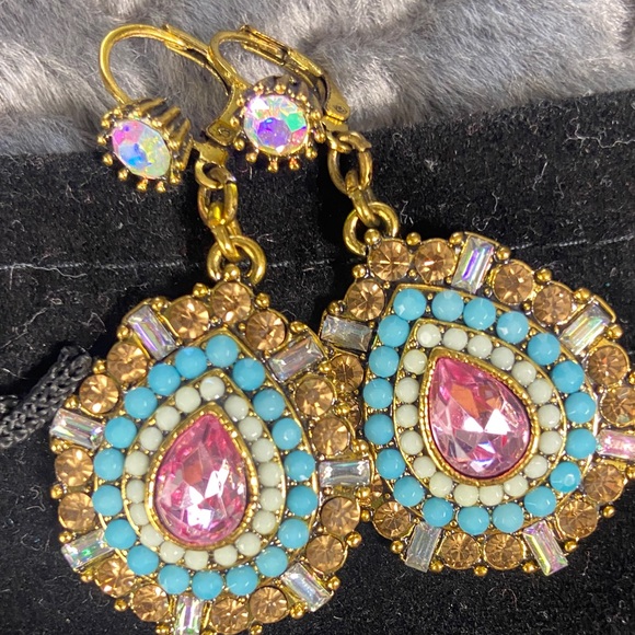 Gold Tone Teardrop Earrings Rhinestone Jewel Bling jewel - Picture 2 of 4